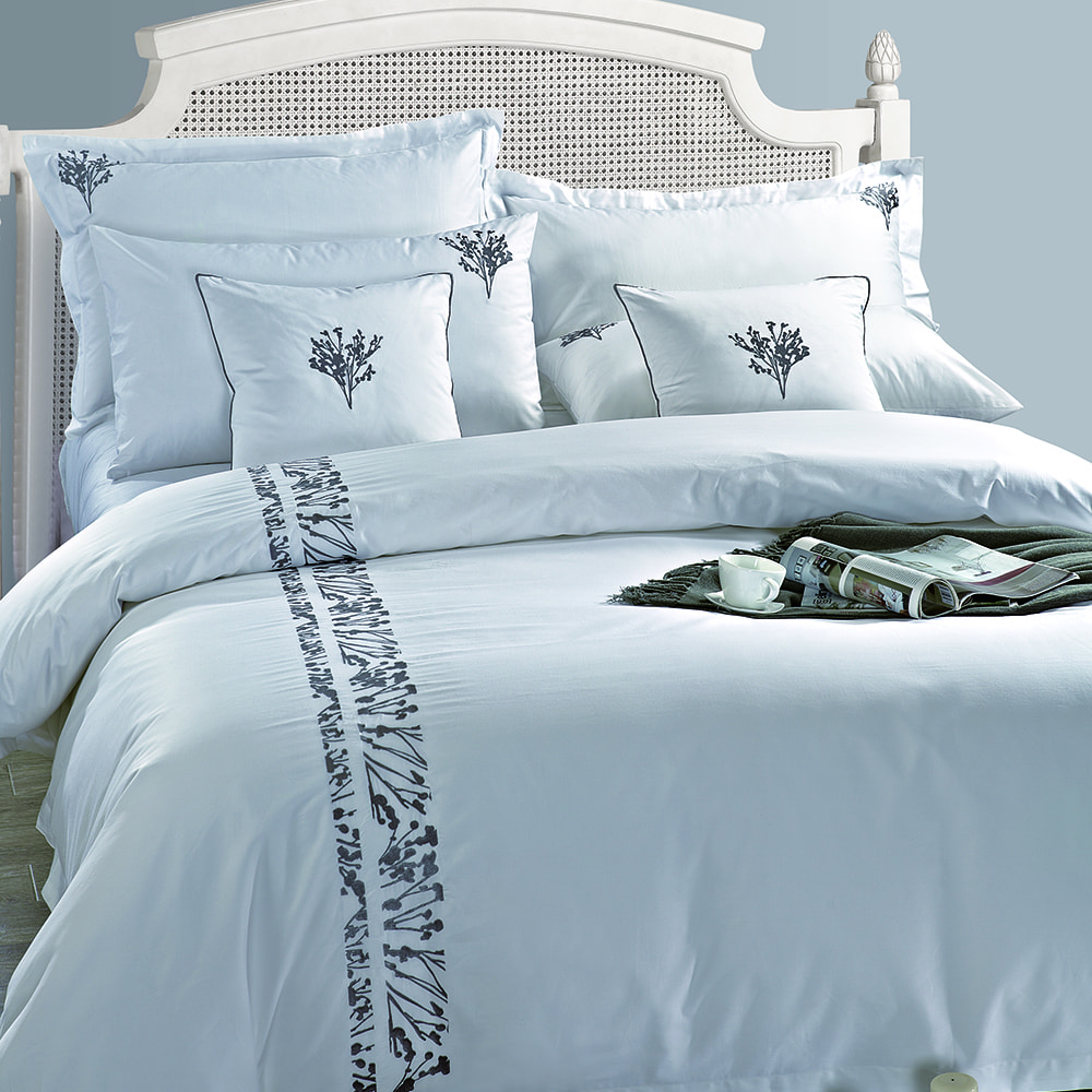 Pure Cotton Or Poly-Cotton Yarn Embroidery Duvet Cover