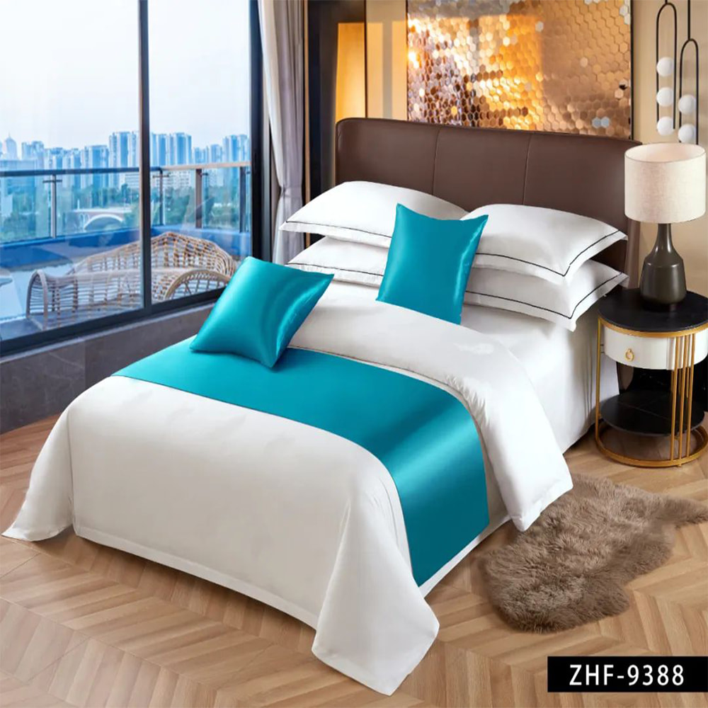 Polyester Solid Color Bed Runner