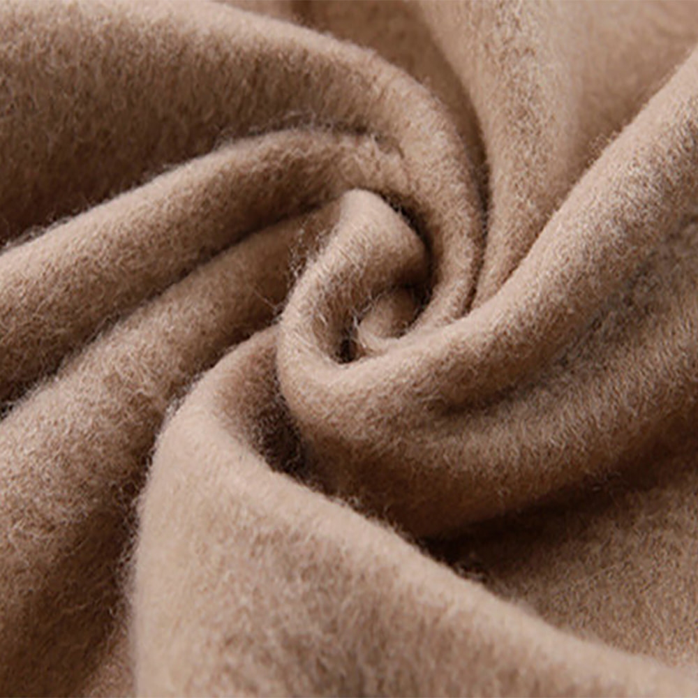 550gsm Polyester Or Wool Fabric Camel Blanket