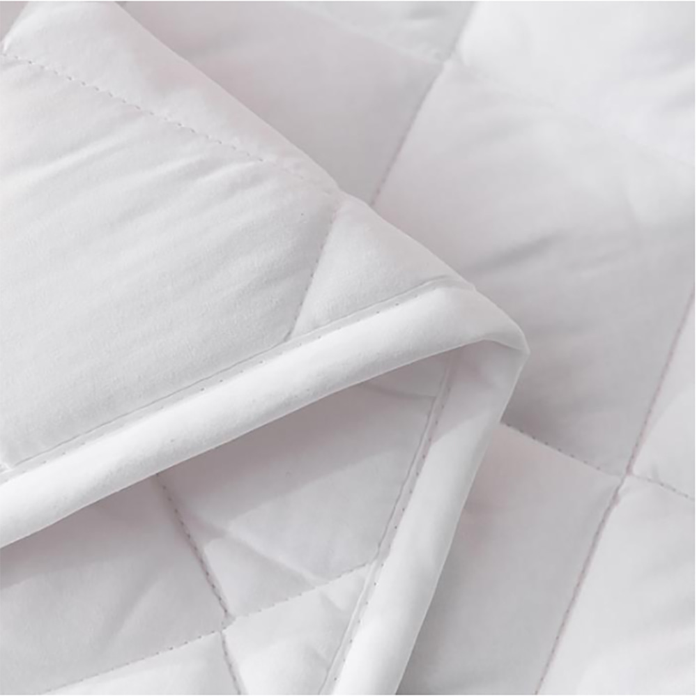 Pure Cotton Or Poly-Cotton Fabric Diamond Pattern Conventional Mattress Protector