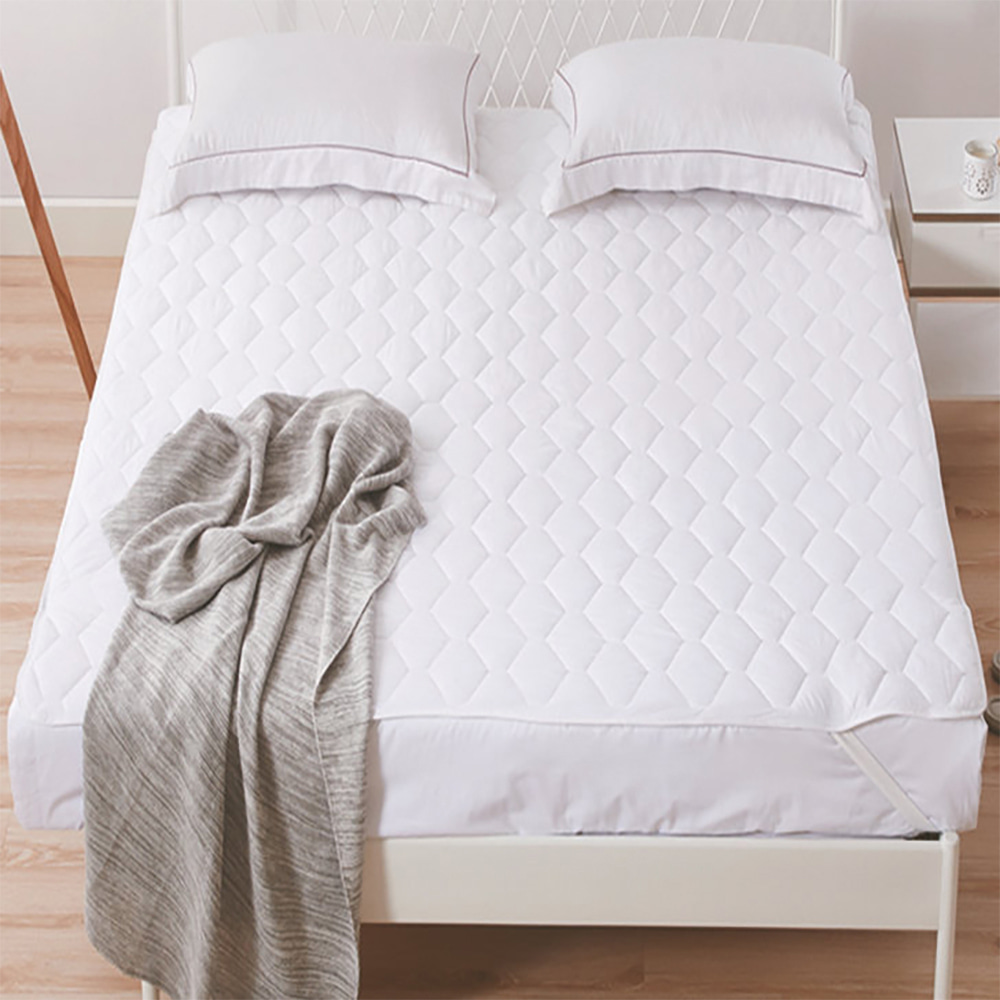 Hexagonal Pattern Conventional Pure Cotton Or Poly-Cotton Mattress Protector