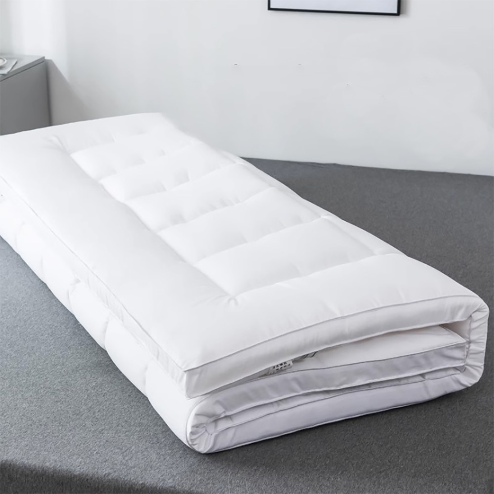 Pure Cotton or Polyester Plain Fabric Single or Double Stitch with Piping edge Microfiber Mattress Topper